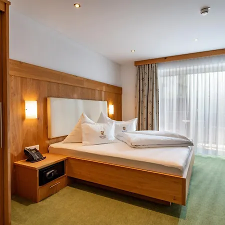 Alpenhof Garni Supreme فندق