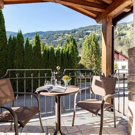 Alpenhof Garni Supreme Hotel 3*