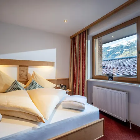 Alpenhof Garni Supreme Hotel 3*