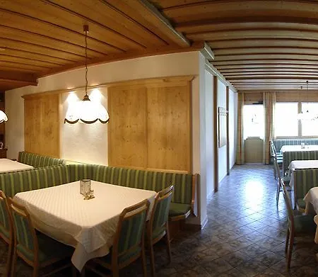 Alpenhof Garni Supreme Hotel