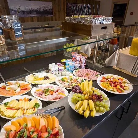 Hotel Alpenhof Garni Supreme 3*