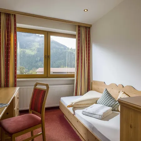 Szálloda Alpenhof Garni Supreme